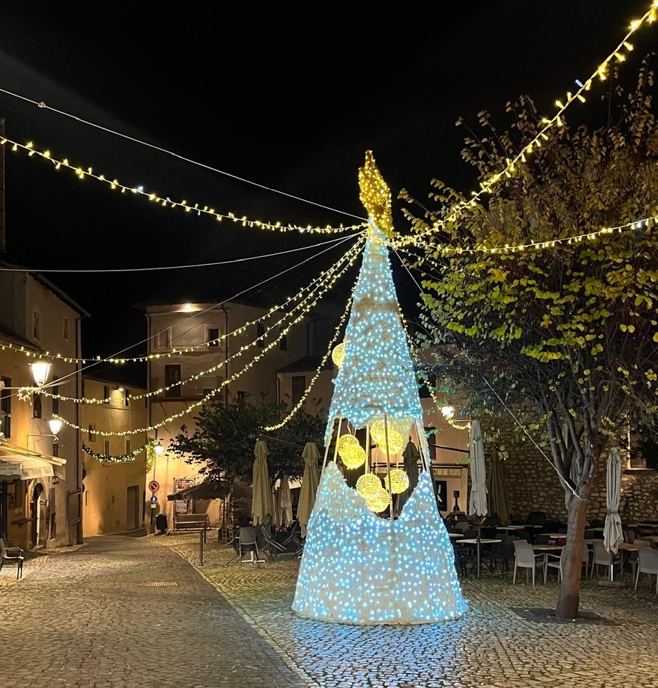 Villaggio natalizio, mostre e spettacoli a Sermoneta